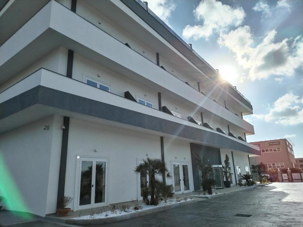 Pm Hotel Catanzaro Esterno foto