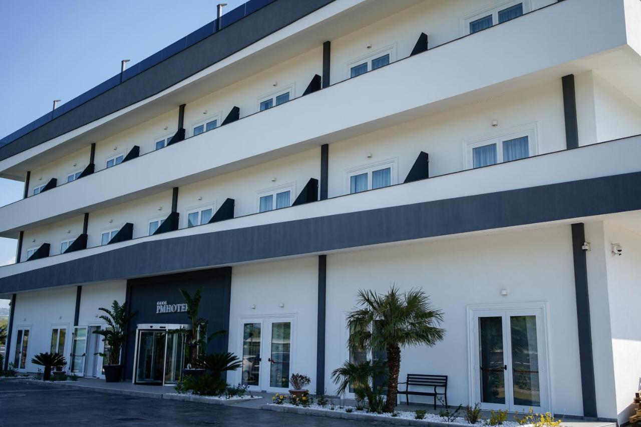Pm Hotel Catanzaro Esterno foto